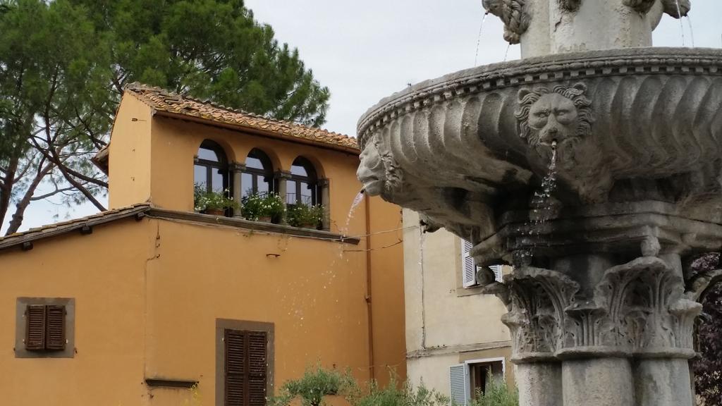 B&B A Piazza Del Gesu ヴィテルボ エクステリア 写真
