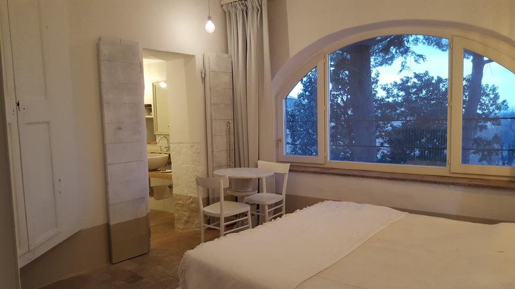 B&B A Piazza Del Gesu ヴィテルボ エクステリア 写真