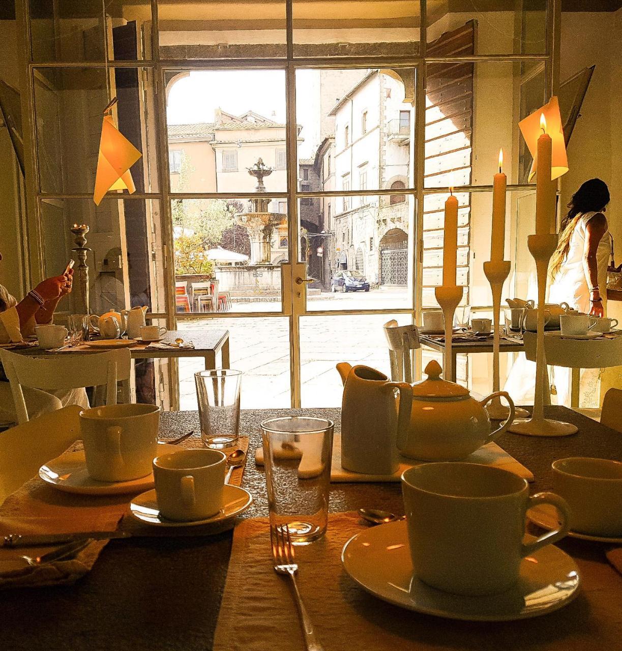 B&B A Piazza Del Gesu ヴィテルボ エクステリア 写真